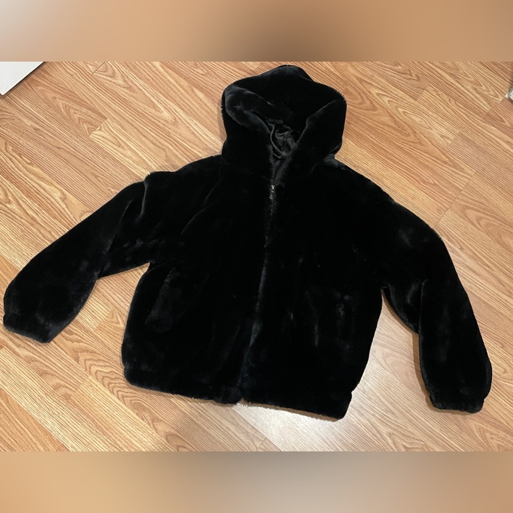 Furry Zip Up Sweater in Black